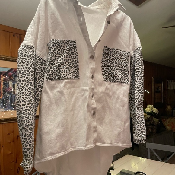 Cheetah Jean Jacket - Picture 1 of 3